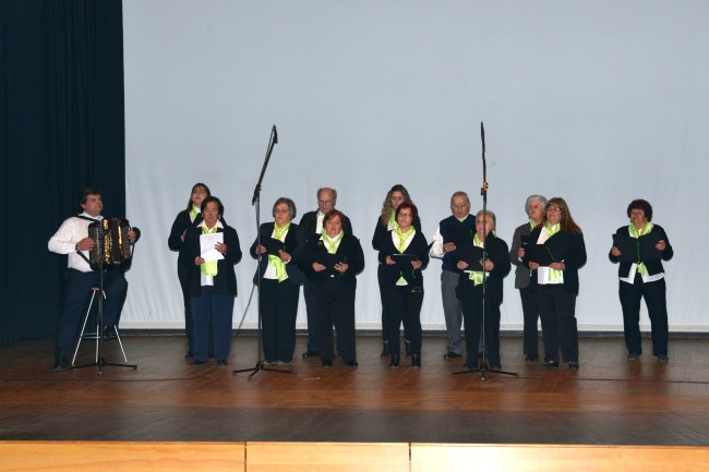 grupo coral da Academia Sénior do Alto Estanqueiro Jardia.