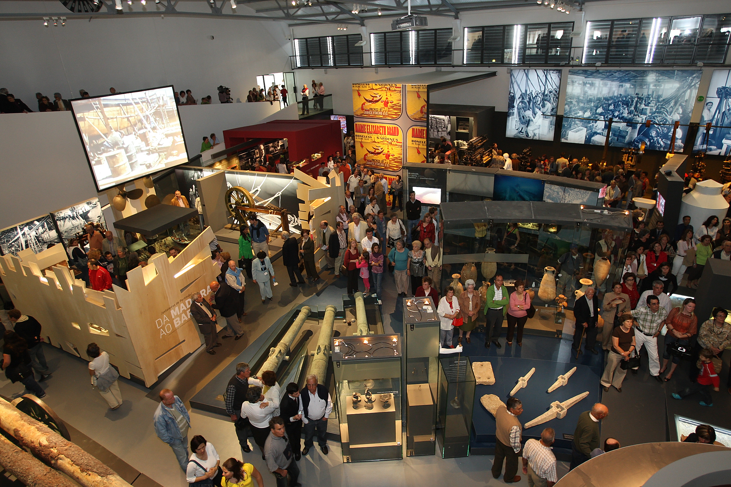 Museu de Portimão assinala 8º aniversário com exposição do artista Hein Semke
