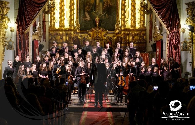 Na noite de dia 24 de março, sábado, a Igreja Matriz encheu para ouvir as vozes da Escola de Música da Póvoa de Varzim (EMPV).