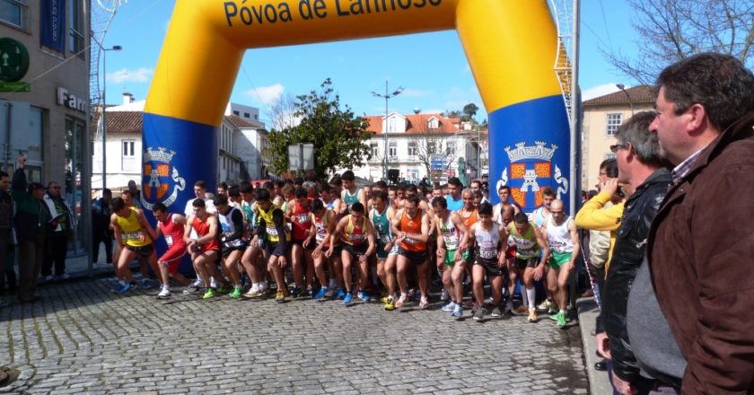 Estão a decorrer as inscrições para o XXIII Grande Prémio de Atletismo de S. José, que está marcado para o dia 15 de abril. O início está marcado para as 10h00, com partida e chegada da Av. 25 de Abril, na Vila da Póvoa de Lanhoso.