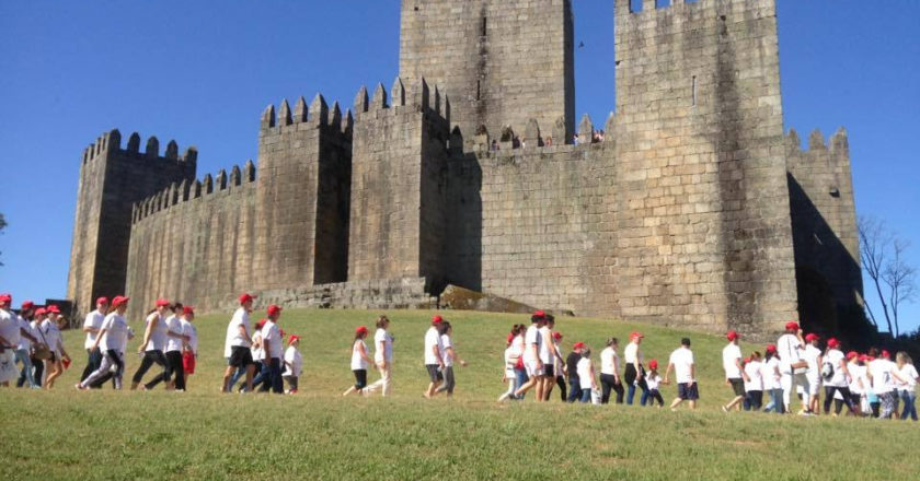 Caminhada solidária para apoiar doentes oncológicos em Guimarães