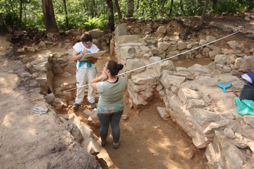 escavações arqueológicas